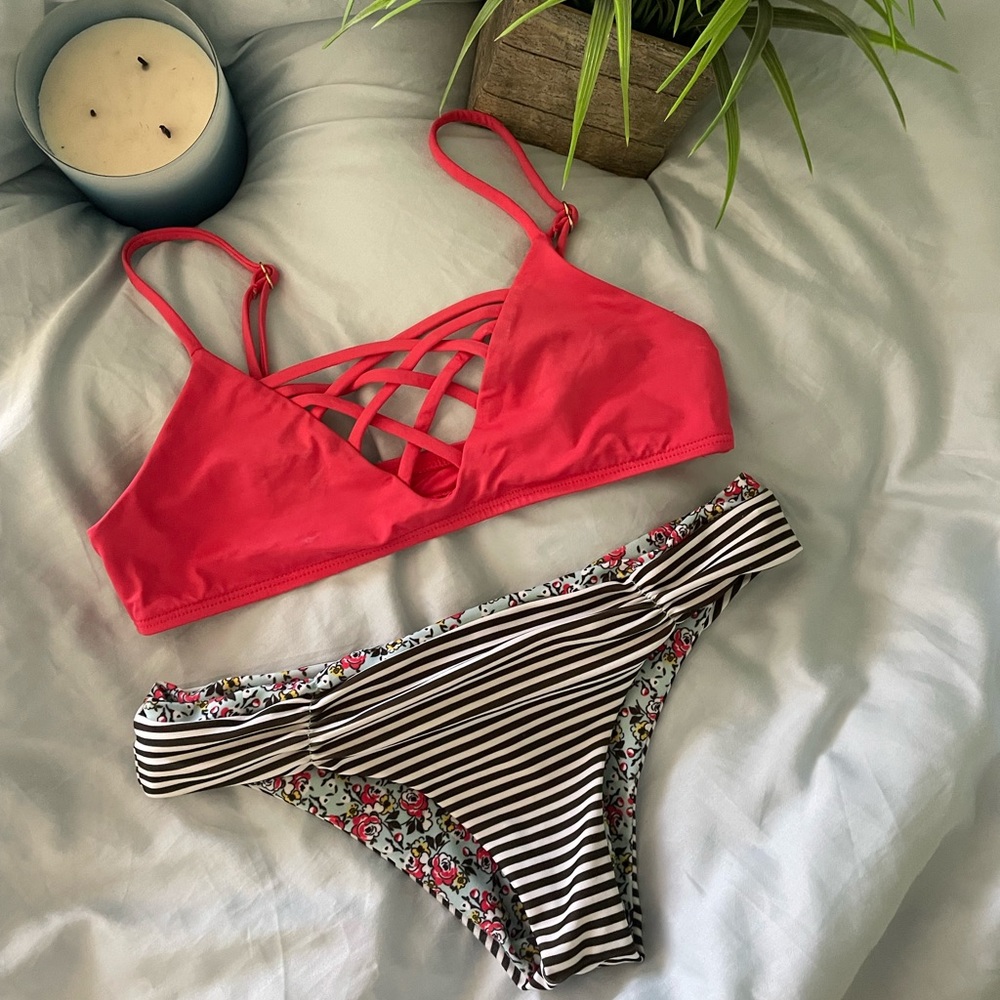 L*Space Bikini Set - Picture 2 of 5